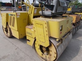 อยากขาย รถบดสั่นสะเทือน SAKAI  TW41 กับ SW500