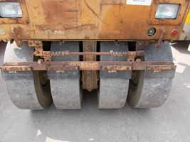 อยากขาย รถบดสั่นสะเทือน SAKAI  TW41 กับ SW500