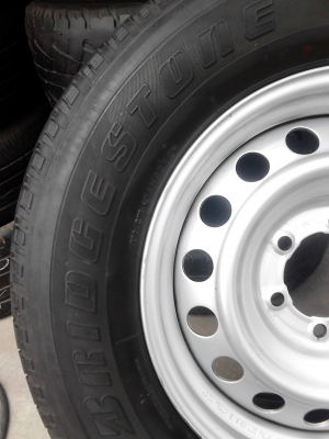 กะทะล้อพร้อมยาง 17X7 1/2J ขนา 6 รู มี 1 ล้อ TEL.081-427-3941 กะทะล้อพร้อมยาง 17X7 1/2J ขนา 6 รู มี 1 ล้อ TEL.081-427-3941
