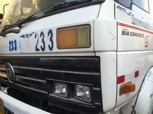 ขายด่วนครับ รถโม่ปูน แบบตรงSINSAN CWM430 H 3 คัน และ CWM430MHR มี 1 คัน