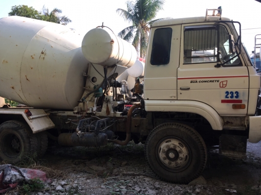 ขายด่วนครับ รถโม่ปูน แบบตรงSINSAN CWM430 H 3 คัน และ CWM430MHR มี 1 คัน