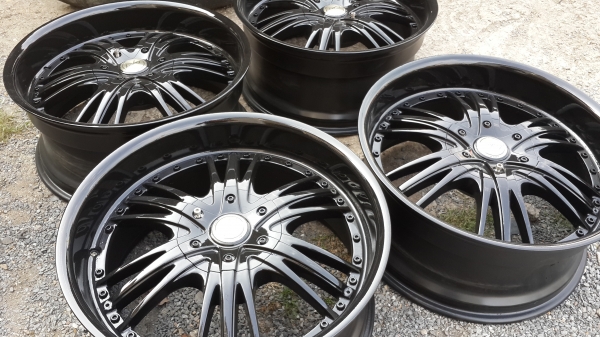 ขอบ 20 6รู กว้าง 9 แม็กเปล่าไม่มียาง