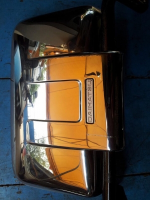 กระจกมองข้างโครเมี่ยมแปะประตู ของไดฮัทสุรถตู้