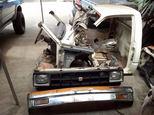 โล๊ะอะไหล่ kb 4wd ให้ทั้งหมดที่ลงขาย 14000