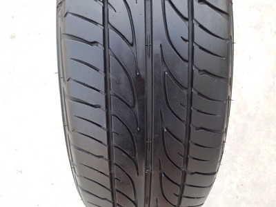 ขายยาง215/60/16 ปี 12 DUNLOP SP LM703  4 เส้น