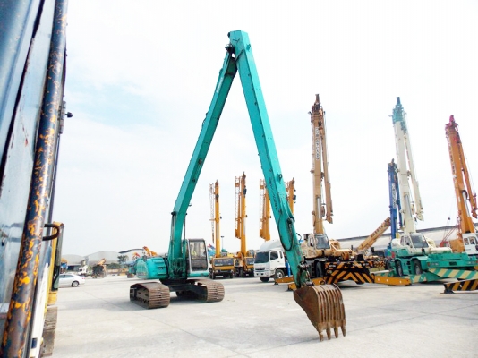 ขายด่วน รถขุด KOBELCO บูมยาวมาก 18 เมตร มือ 2 นำเข้าเองจากญี่ปุ่น