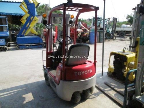 รถยกไฟฟ้า TOYOTA 3FBK5 รหัสสินค้า : 14001709 หรือเพิ่มเติมไดที่ www.nihonmono.com รถยกไฟฟ้า TOYOTA 3FBK5 รหัสสินค้า : 14001709 หรือเพิ่มเติมไดที่ www.nihonmono.com