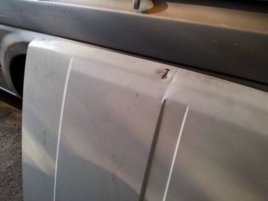 ฝากระโปรงแท้ Datsan กรุกันความร้อนครบ ใส่ big m ได้