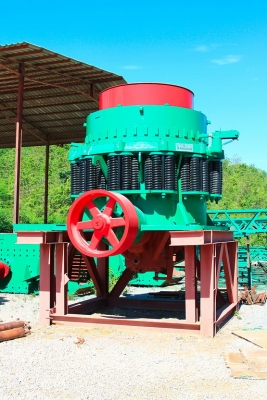 ขายเครื่องโม่หิน Cone crusher ยี่ห้อ Kangwon ขายเครื่องโม่หิน Cone crusher ยี่ห้อ Kangwon