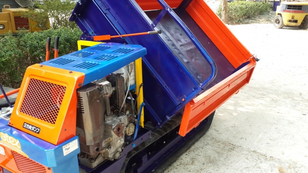 รถบรรทุกการเกษตรและก่อสร้าง  รหัส J - 18