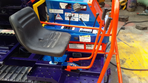 รถบรรทุกการเกษตรและก่อสร้าง  รหัส J - 18