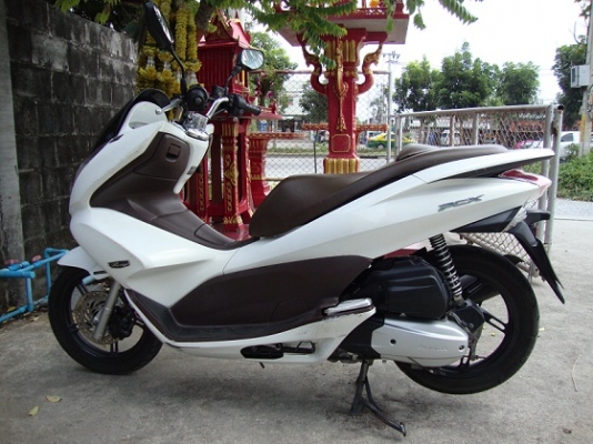 ขาย PCX 125 i  ปี 2553 รถบ้านแท้ เครื่องเดิม ไม่เคยแกะคับ