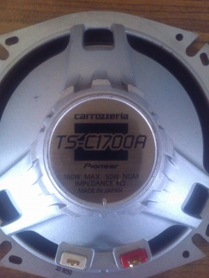 ขายลำโพง pioneer carrozzeria 6.5" ขายลำโพง pioneer carrozzeria 6.5"