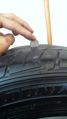 ขายยาง dunlop sport lm 703 205/55/16 ปี 2012ราคา 2200บาทไทย