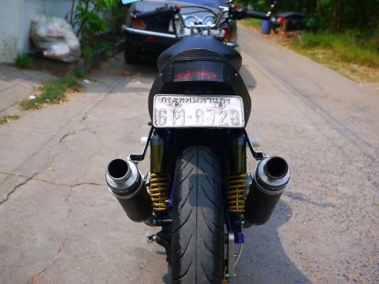 ขาย Yamaha Xj 650 cc พร้อมทะเบียนแท้ ไม่ขาดต่อ เครื่องดีฝุดๆ แต่งสตั้น ท่อสูตร