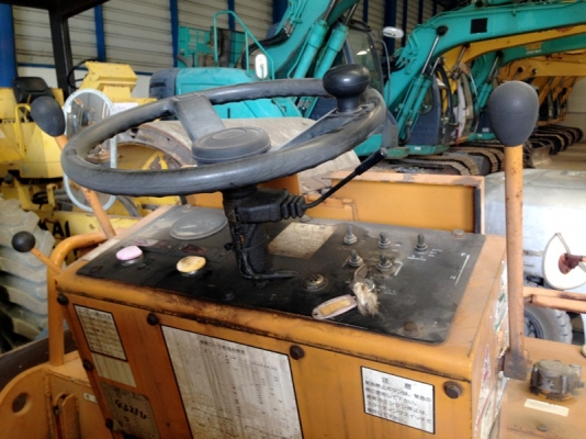 รถบด Bomag BW123AC#222043 (3 ตัน ) Road Roller นำเข้าจากญ๊่ปุ่น สนใจโทร. 080-6565422 (หนิง)