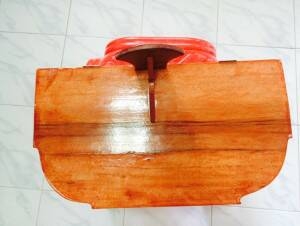 หิ้งไม้สภาพดีไม่แตกหัก