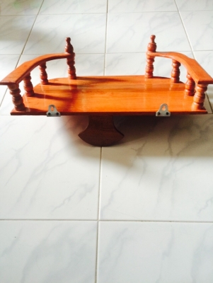 หิ้งไม้สภาพดีไม่แตกหัก