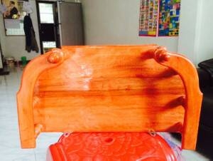 หิ้งไม้สภาพดีไม่แตกหัก