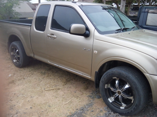 รถกะบะISUZU  D MAX  SPACECAB  SLX 2500 TURBO ปี45  พ เพาเวอร์ สวยน่าใช้มากๆ