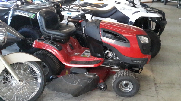 ขายถูกรถตัดหญ้า craftsman YT3000 เครื่องเสีย (ขาย Body)