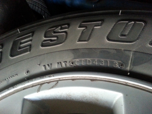 ยาง 245 70 16 พร้อมแม็กซ์ขอบ 16ยางสวยๆคุ้มๆ ครับ DR.ยางยนต์ แม่กลอง