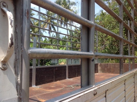 ขาย กะบะโก้. ยาว 6.20 กว้าง 2.30 สูง 2.40 ครัชซี 82 เซ็น สภาพสวยมากn