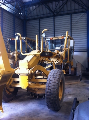 นำเข้าเครื่องจักรกลหนักมือ 2 จากต่างประเทศ Tel.098-858-5524 สามภพ ครับ