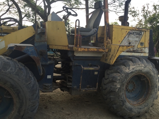 รถตักล้อยาง KOBELCO LK120Z  พร้อมใช้ รถนอก ไม่ค่อยใช้..