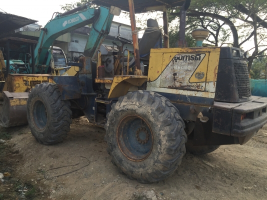 รถตักล้อยาง KOBELCO LK120Z  พร้อมใช้ รถนอก ไม่ค่อยใช้..