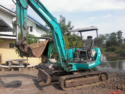 ขายPC 30-7สภาพช่วงล่าเต็ม เอวแน่น มีลายแย็ก  เครื่องดีปั๊มนิ้ว แห้งๆ สภาพเหมือนรถนอก