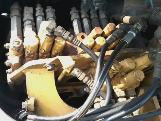 ขายPC 30-7สภาพช่วงล่าเต็ม เอวแน่น มีลายแย็ก เครื่องดีปั๊มนิ้ว แห้งๆ สภาพเหมือนรถนอก ขายPC 30-7สภาพช่วงล่าเต็ม เอวแน่น มีลายแย็ก เครื่องดีปั๊มนิ้ว แห้งๆ สภาพเหมือนรถนอก