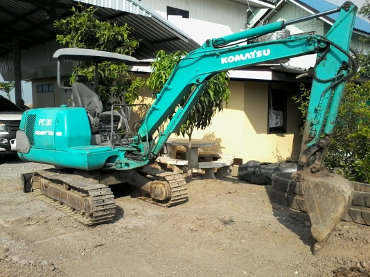 ขายPC 30-7สภาพช่วงล่าเต็ม เอวแน่น มีลายแย็ก เครื่องดีปั๊มนิ้ว แห้งๆ สภาพเหมือนรถนอก ขายPC 30-7สภาพช่วงล่าเต็ม เอวแน่น มีลายแย็ก เครื่องดีปั๊มนิ้ว แห้งๆ สภาพเหมือนรถนอก