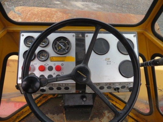 รถบด DYNAPAC CA251D #583***** 8,977hrs Tel.098-858-5524 สามภพครับ