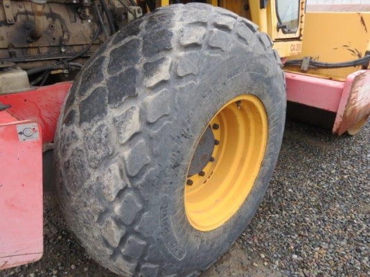 รถบด DYNAPAC CA251D #583***** 8,977hrs Tel.098-858-5524 สามภพครับ