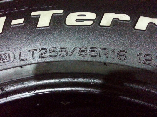 ยาง  BF MUD KM2  255 85 16