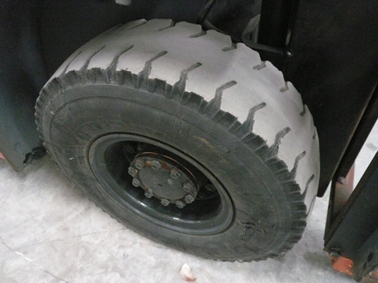 ขายรถโฟล์คลิฟท์ TOYOTA รุ่น 6FGL15 ราคา 139,000 บาท นำเข้าจากประเทศญี่ปุ่น 100\% ไม่เคยใช้งานในประเทศไทย