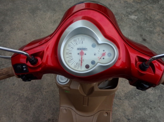 Filano ลายCLASSIC สี แดง รถปี56 หัวฉีดประหยัดน้ำมัน สวยๆราคาถูกๆครับ