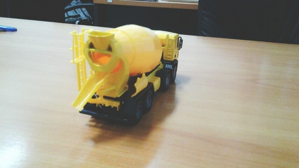 โมเดลรถเครนและรถพ่วงหลายแบบ