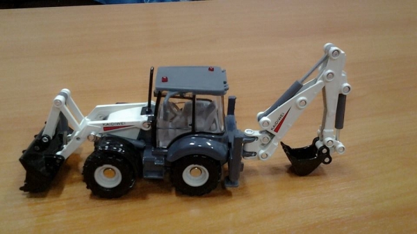 โมเดลรถเครนและรถพ่วงหลายแบบ