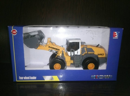 โมเดลรถเครนและรถพ่วงหลายแบบ