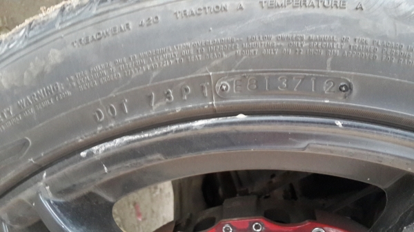 ขายล้อ 6รู  265/45/22 ยางtoyo 12   (ใส่ford ranger อยู่)