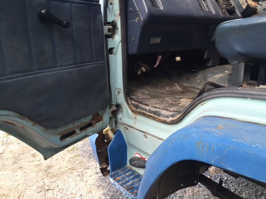 10ล้อดั้ม ISUZU 240 แรง นางฟ้าแท้ รถเดิมสภาพพร้อมใช้ สีด้อยสักหน่อย ห้างแท้ ปี*38 ดั้ม SMM เครื่องสวยคัสซีสวย...