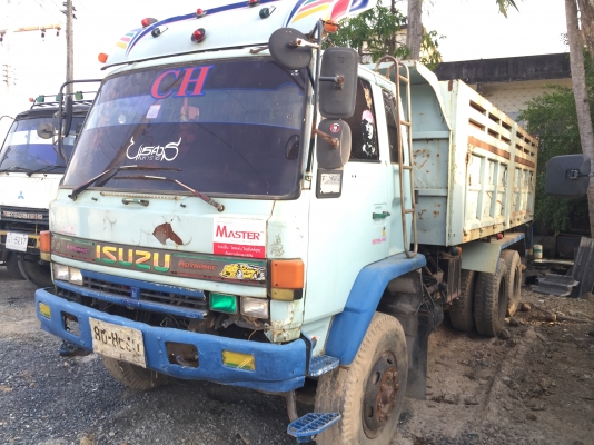 10ล้อดั้ม ISUZU 240 แรง นางฟ้าแท้ รถเดิมสภาพพร้อมใช้ สีด้อยสักหน่อย ห้างแท้ ปี*38 ดั้ม SMM เครื่องสวยคัสซีสวย...