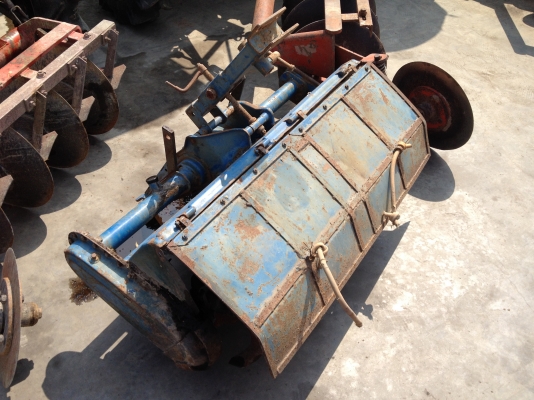 แทรคเตอร์ อิเซกิ TU1700 พร้อมผาน 4 และโรตารี่