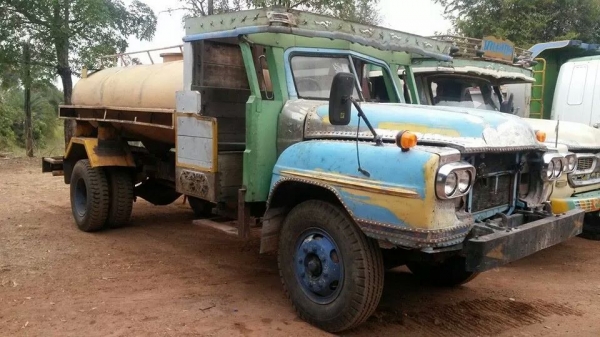 ขายรถน้ำหกล้อ เครื่อง EH700 รถใช้งานอยู่ ยางใหม่6 เส้น แบตเตอรี่ใหม่