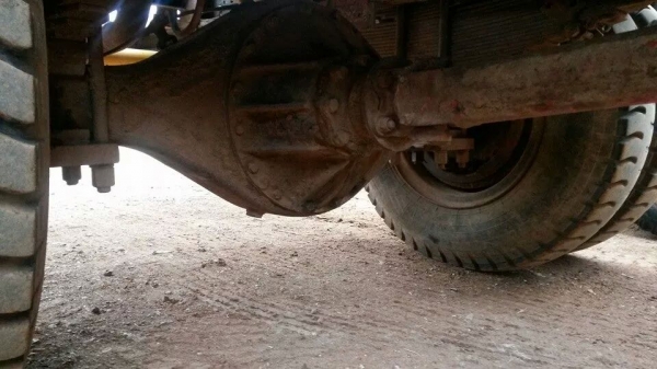 ขายรถน้ำหกล้อ เครื่อง EH700 รถใช้งานอยู่ ยางใหม่6 เส้น แบตเตอรี่ใหม่