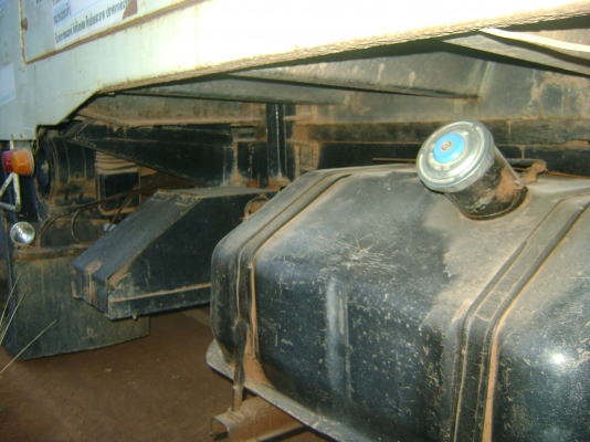 F 17   168แรง  2เพลา  เกียร์กลาง  รถพร้อมใช้งาน  ราคา  660,000 บาท