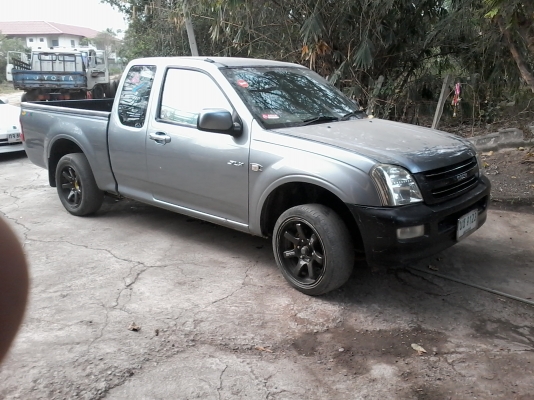 ขายด่วนครับ ISUZU D-MAX CAP 2500 ปี47 สวยแบบเดิมๆ ครับ