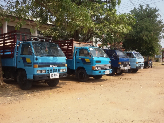 (ร้านรุ่งโรจน์ 082-1057078)ขาย 6 ล้อ ISUZU NKR 110 แรงม้า รถห้างแท้) รถสวยจัด เกียร์สั้น ยางดีพร้อมใช้5 เส้น เจ้าของจะเปลี่ยนยางใหม่เอี่ยมให้2เส้น พื้นกระบะปูเหล็ก พร้อมโอน พร้อมใช้งาน (ร้านรุ่งโรจน์ 082-1057078)ขาย 6 ล้อ ISUZU NKR 110 แรงม้า รถห้างแท้) รถสวยจัด เกียร์สั้น ยางดีพร้อมใช้5 เส้น เจ้าของจะเปลี่ยนยางใหม่เอี่ยมให้2เส้น พื้นกระบะปูเหล็ก พร้อมโอน พร้อมใช้งาน